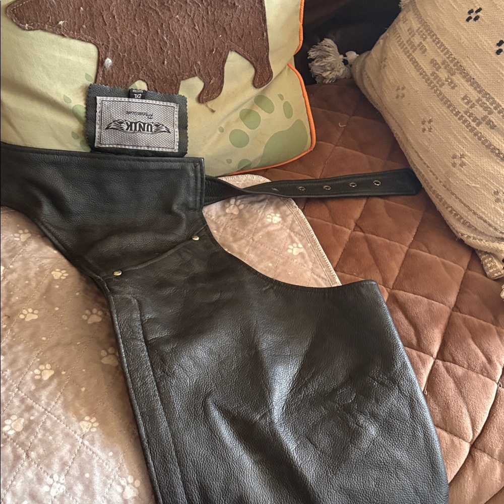Black Leather motorcycle pants only wore once